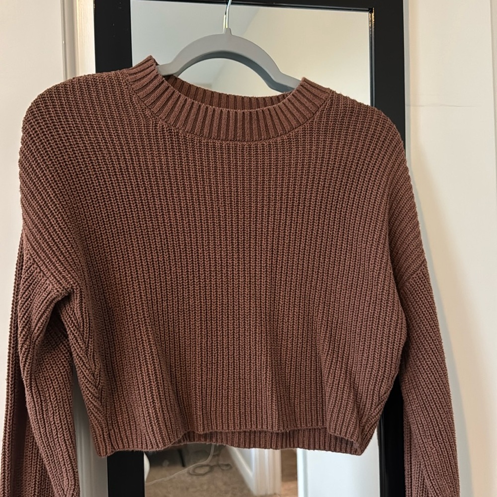 Cropped sweater